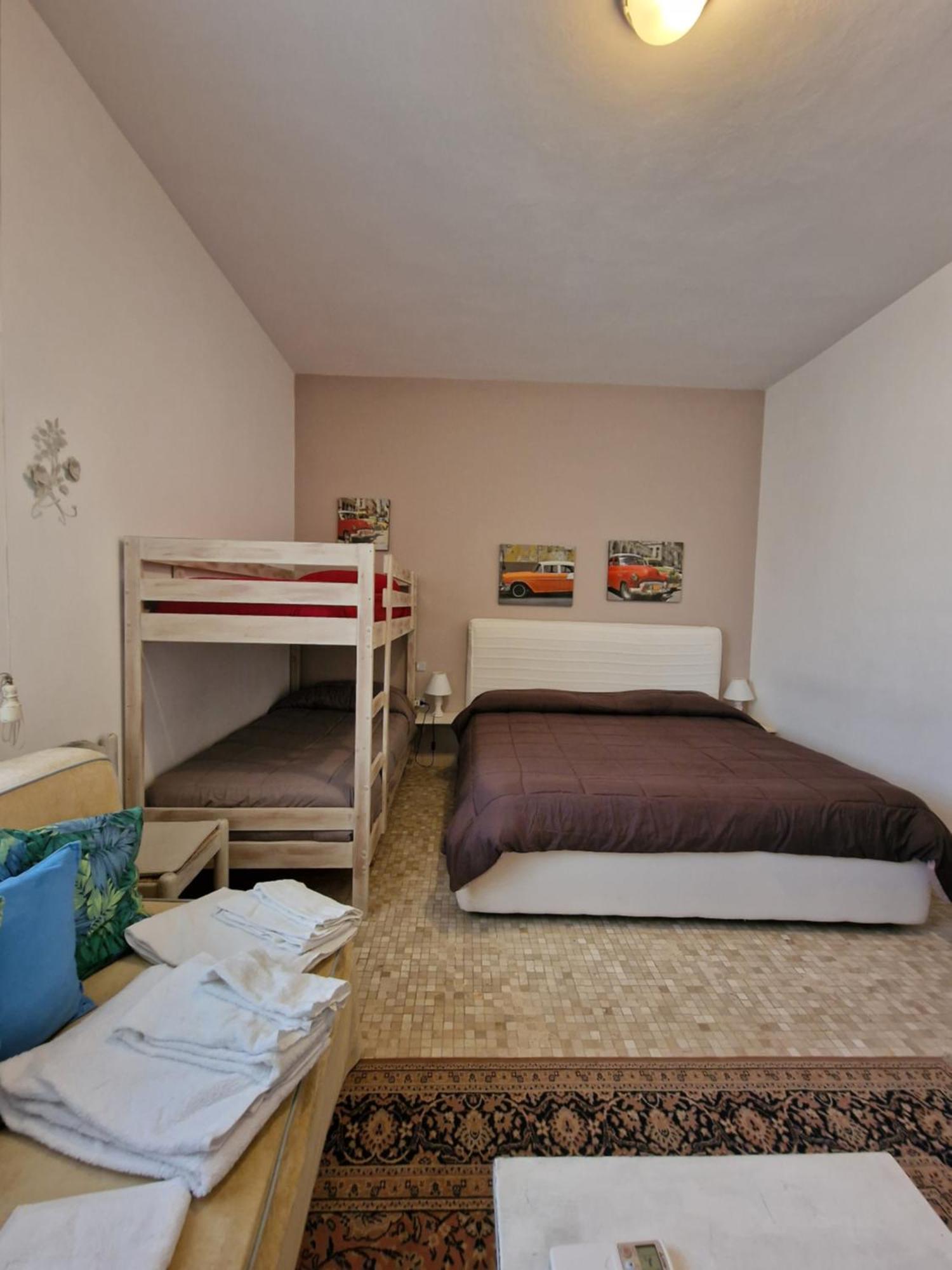 Camere Le Margherite Olbia Exterior foto